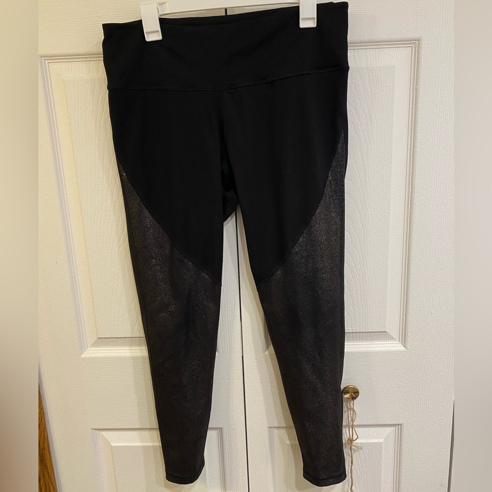 Old Navy XL Black with Shiny Gold Glitter Activewear Leggings
